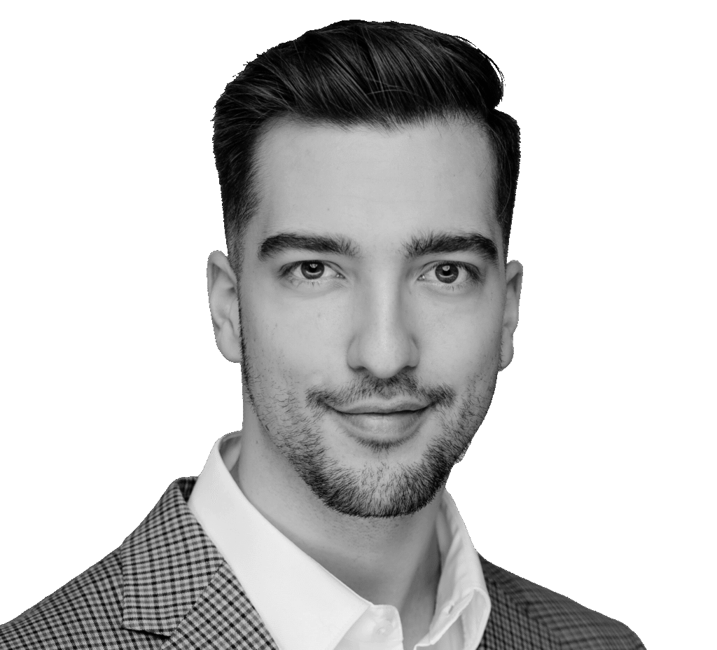 Portrait de Williame Leblanc, courtière immobilière résidentielle en Estrie, spécialisée dans la vente de terrains et maisons.